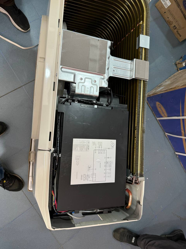 کولرگازی ۳۰۰۰۰ اینورتر کریر carrier
